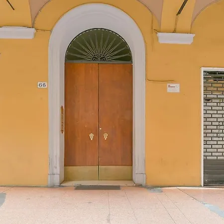 San Vitale 5 Stelle - Central Luxury Διαμέρισμα